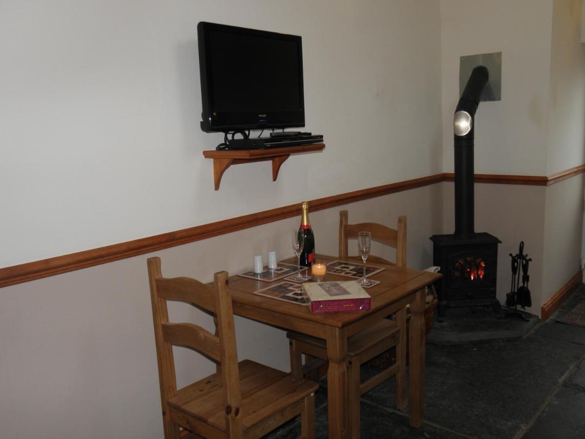Old Bakehouse Apartment Holmrook Luaran gambar