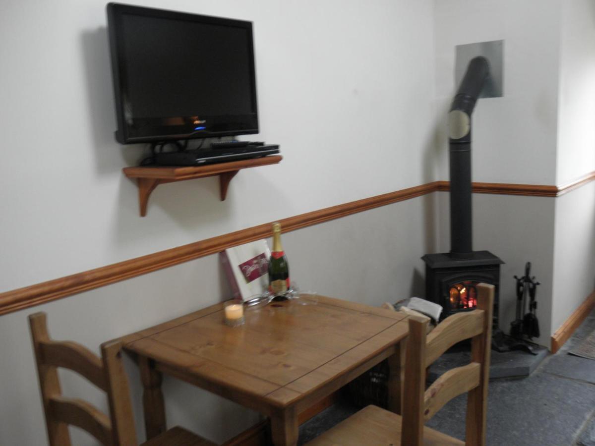 Old Bakehouse Apartment Holmrook Luaran gambar
